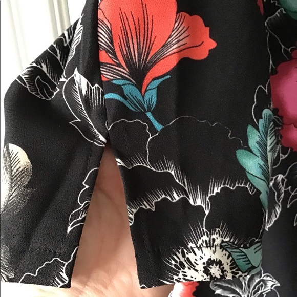 Plus Size Smashed Lemons Dress - Picture 3 of 6